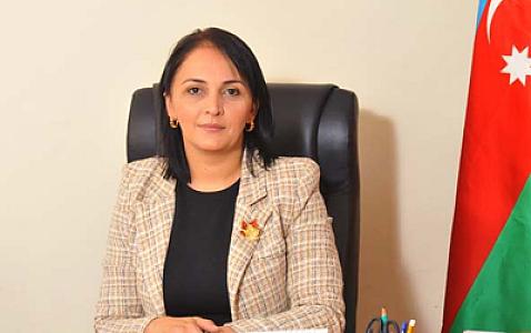 Bakıda iki məktəbə eyni şəxsin direktorluq etməsi ilə bağlı 