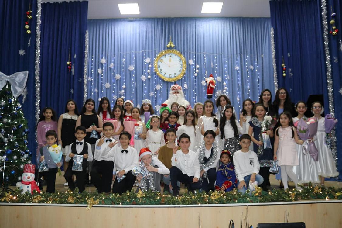 Azərbaycan Dövlət Uşaq Filarmoniyasında «Gənc Şairlər» layihəsinin Yeni il konserti keçirilib