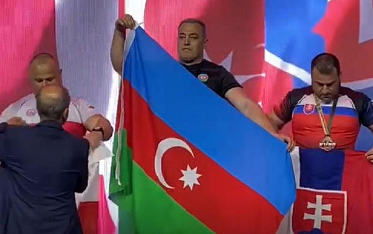 Prezident Fred Asifin oğlunu 