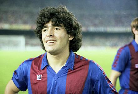 Maradonanın forması hərracda rekord məbləğə satılıb