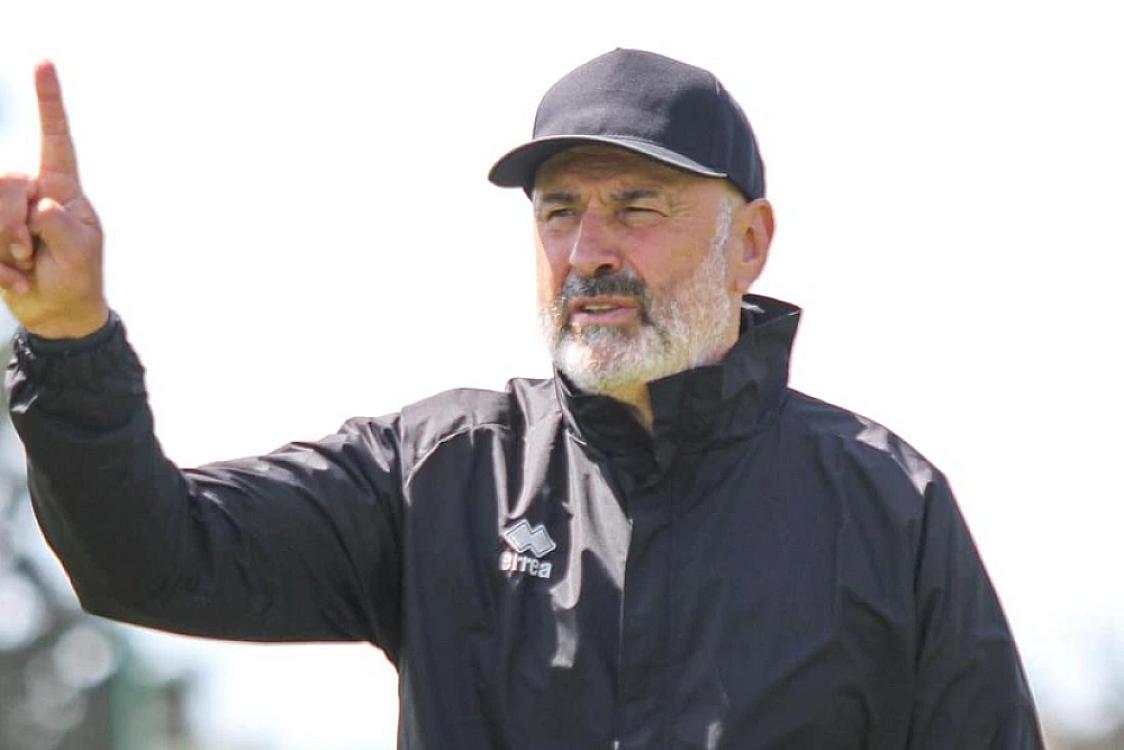 "Neftçi"nin sabiq baş məşqçisi Monteneqro klubu ilə anlaşıb