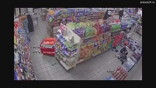 Bankomatı oğurlamaq istədilər, mağaza dağıldı  – 