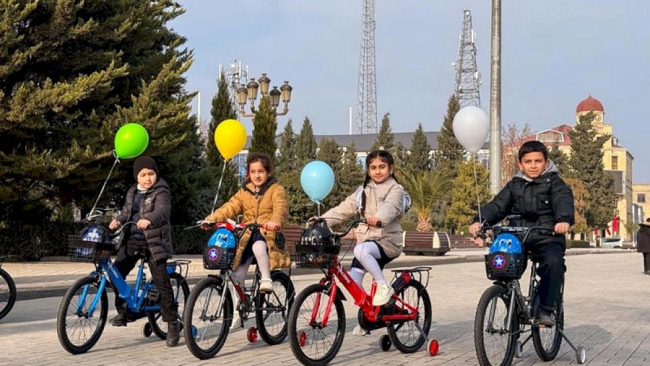 Leyla Əliyevanın təşəbbüsü ilə Yevlax şəhərində uşaqlar üçün Yeni il tədbiri keçirildi -