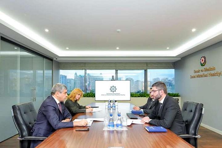 Anar Əliyev IV "Yüksəliş" müsabiqəsinin qalibləri ilə 