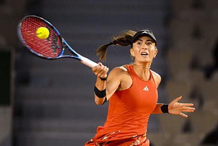 Rusiya erməni tennisçidən təzminat tələb edir