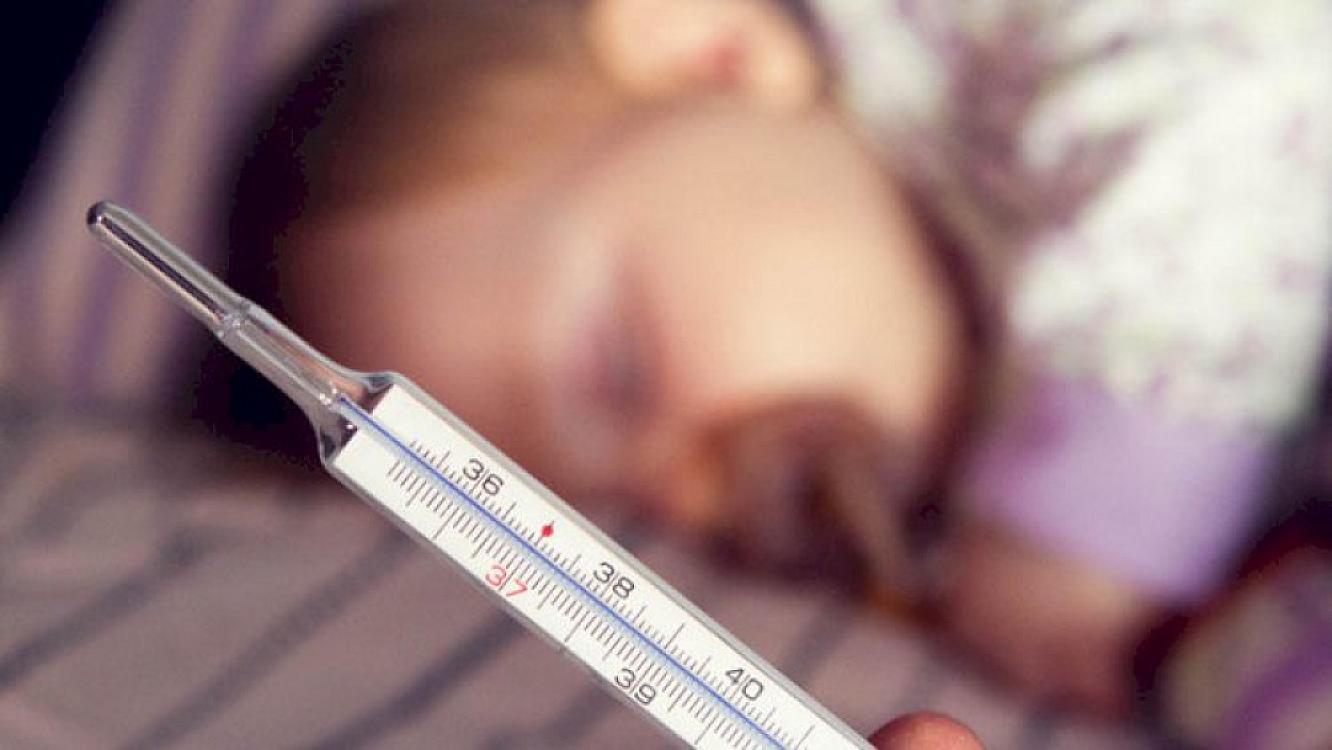 Qızdırması olan uşaqlara bunları 