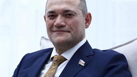 Deputatdan Gömrük Komitəsinə 