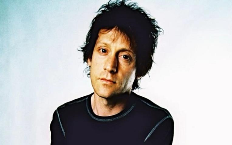 Məşhur musiqiçi vəfat etdi