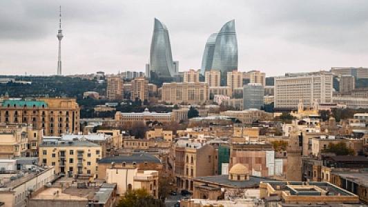 Bakıda addımbaşı hər yerdə var - 