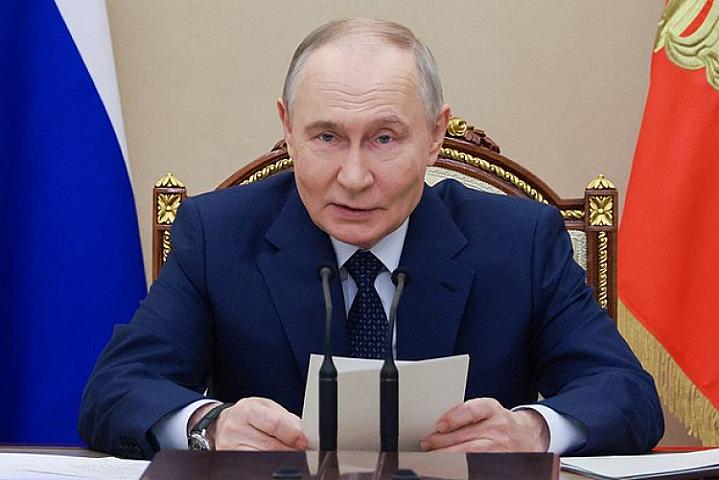 Putin Zelenskini üstələdi – 