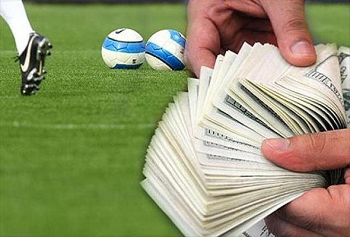 Dünyanın ən bahalı müdafiəçisinin adı açıqlandı: 