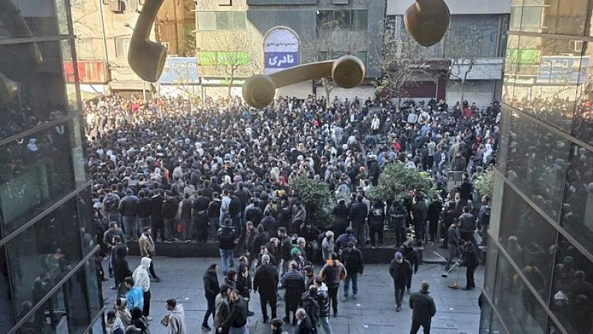 İranda etiraz dalğası 