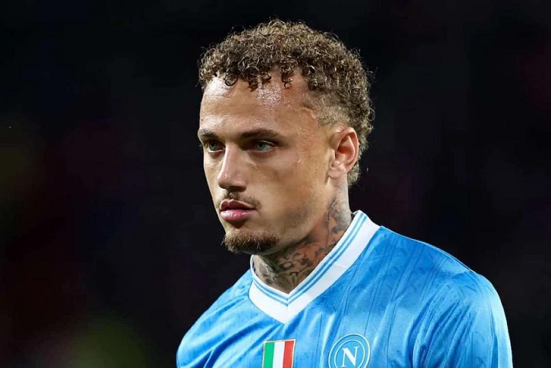 "Qalatasaray" niderlandlı futbolçu ilə  