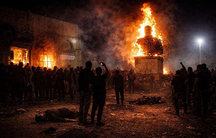 İran çalxalanır: əgər parçalansa, 