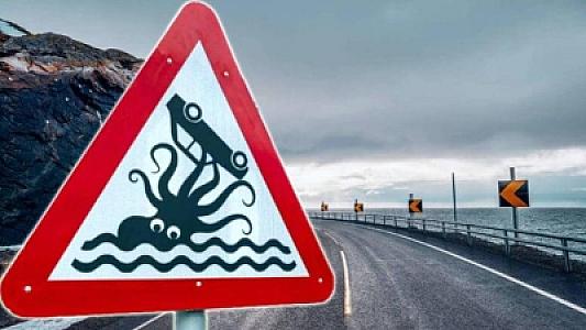 Dünyanın ən QƏRİBƏ yol nişanı və onun 