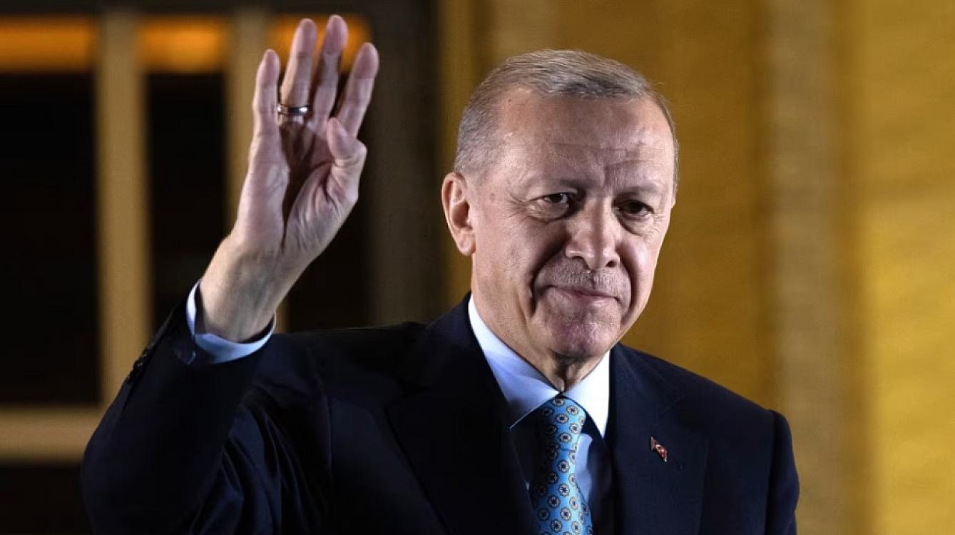 "Həm Putin, həm Zelenski ilə danışan tək ölkəyik" -