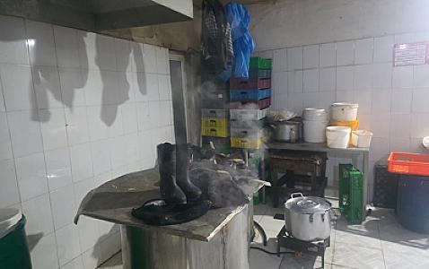 Toyuq ətini bu şəraitdə istehsal edirlərmiş - 