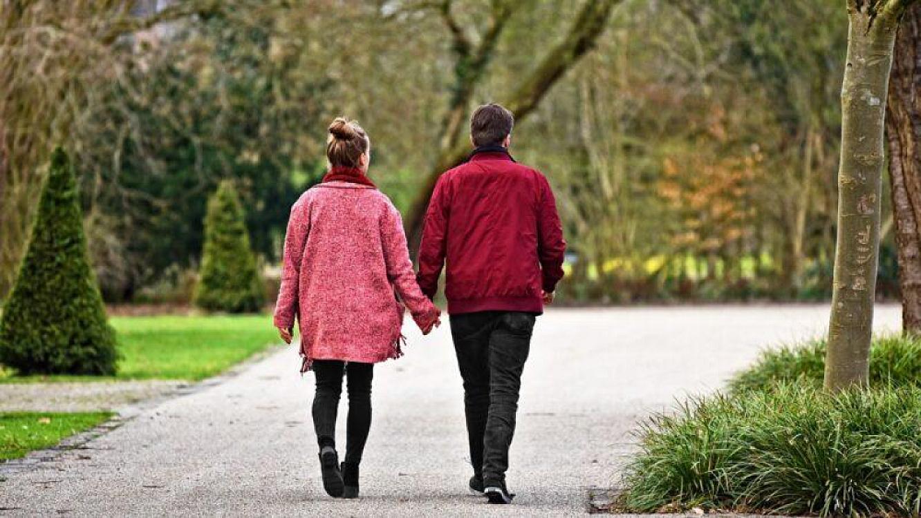 A long walk protects the heart: scientists explained the risks of short steps