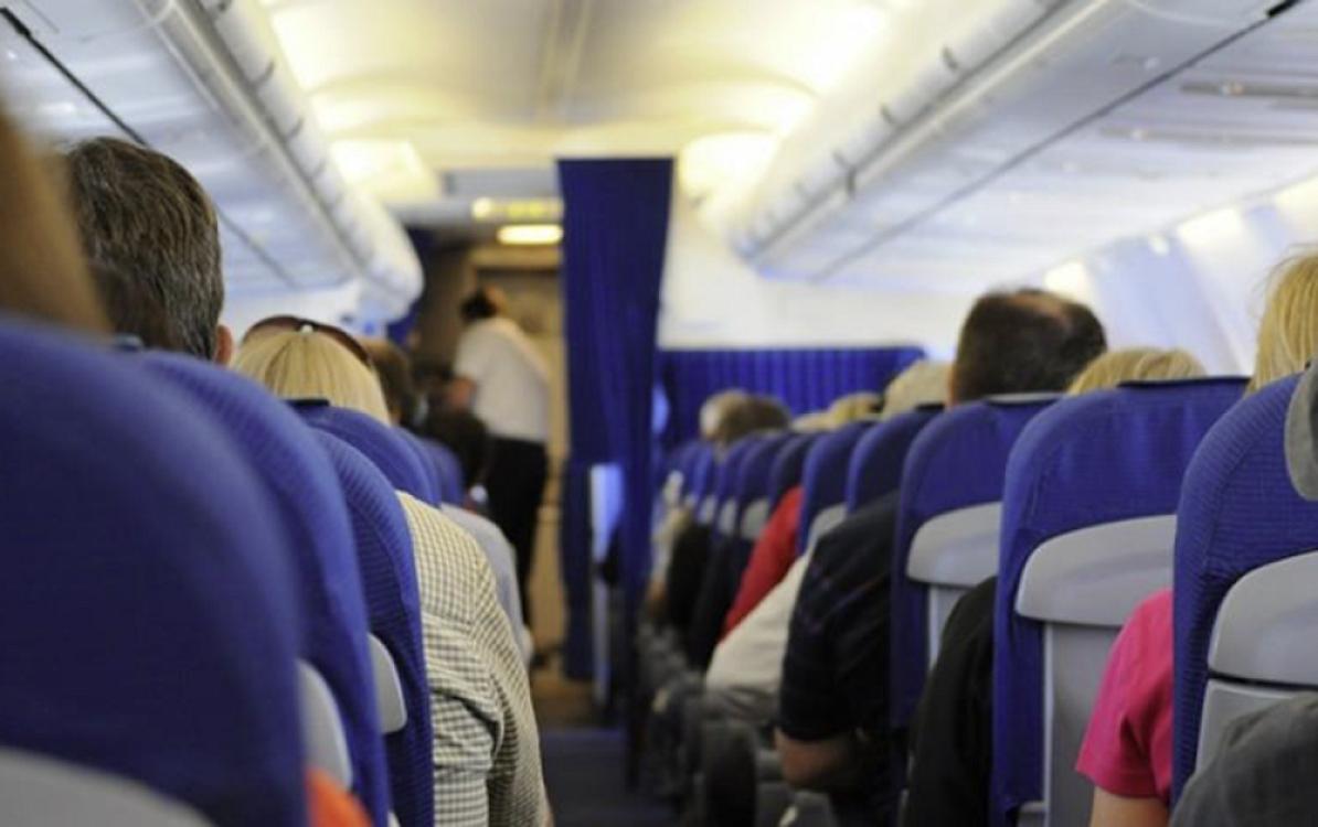 AZAL-ın təyyarəsinə girmək istədi, insident oldu - 