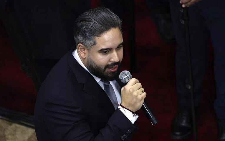 Maduronun oğlundan emosional çıxış - 