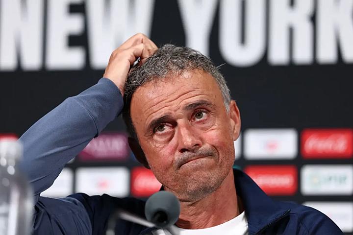 Luis Enrike PSJ-dən 