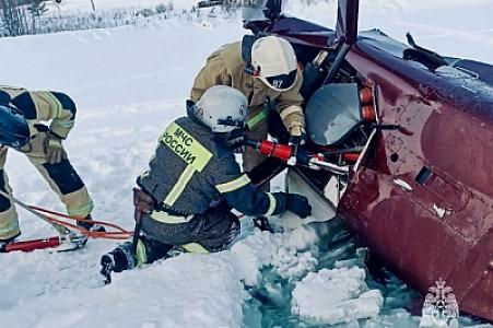 Rusiyada helikopter qəzaya uğradı - Ölən var - 
