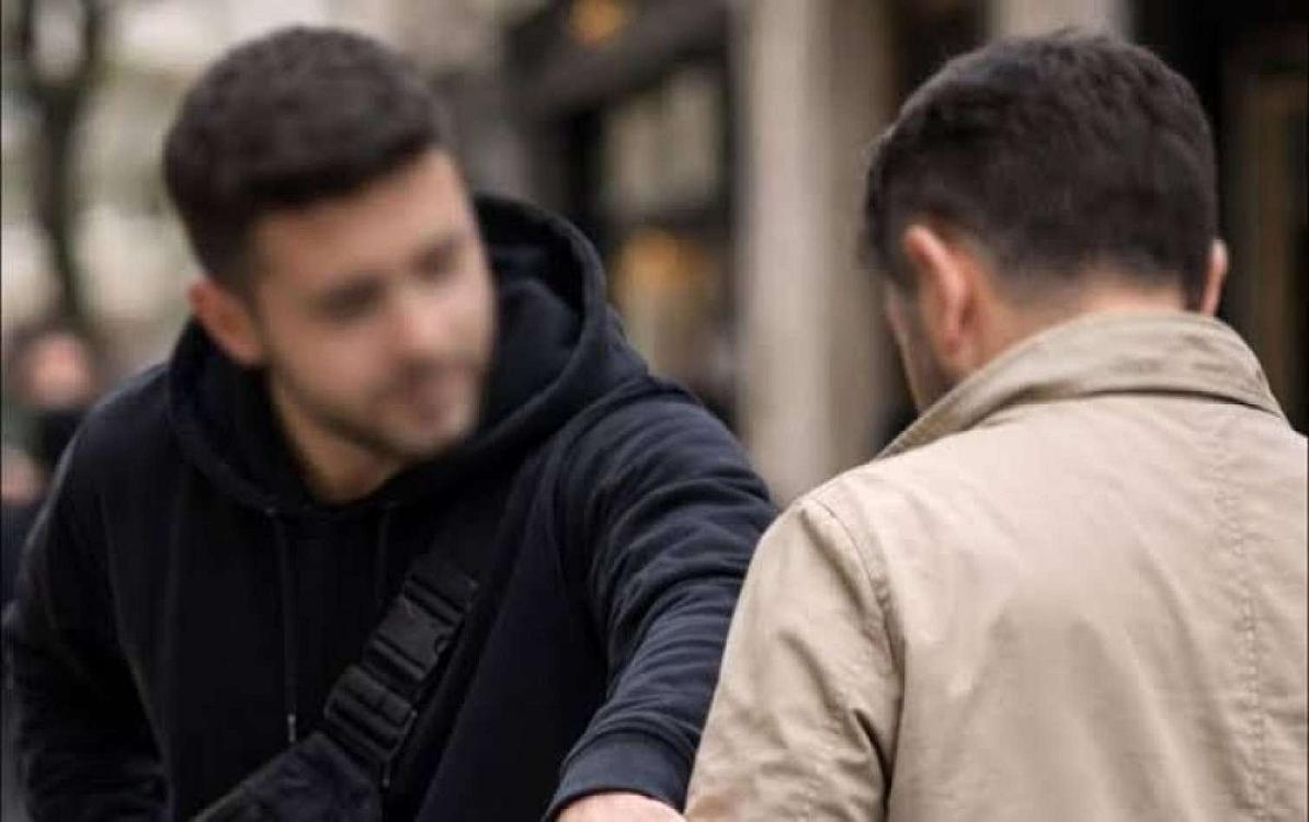 Qeyri-adi dələduzluq: 