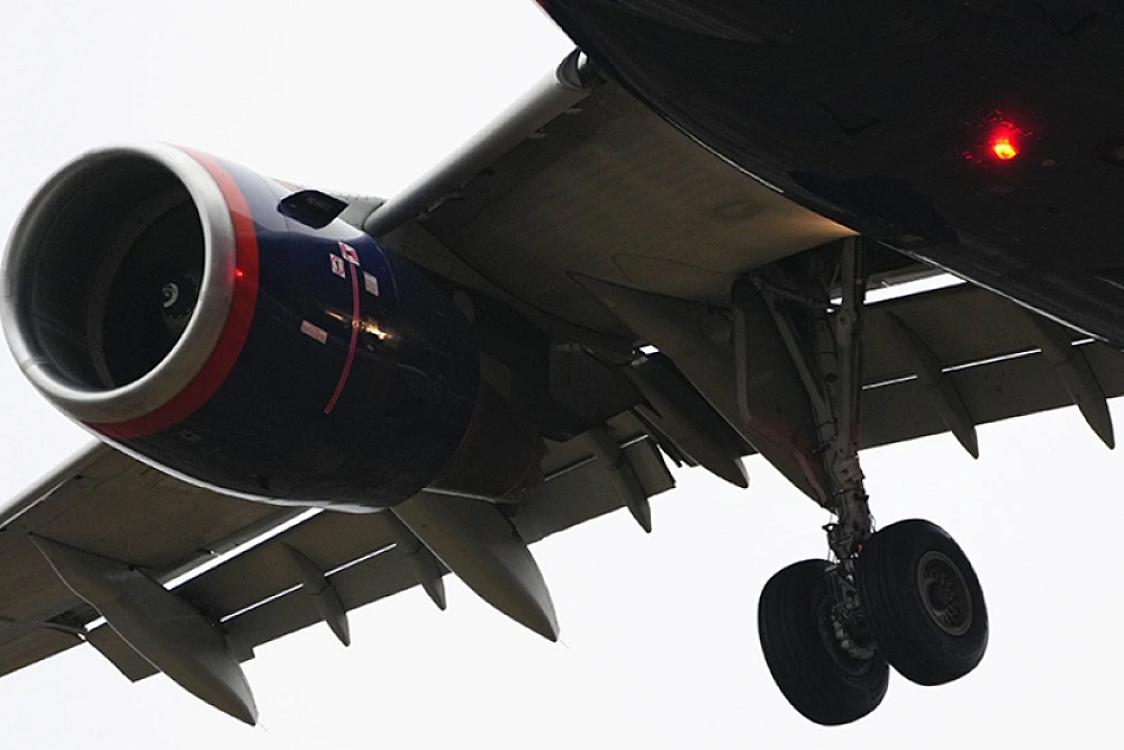 A Russian plane that gave an emergency signal was able to land an hour later.