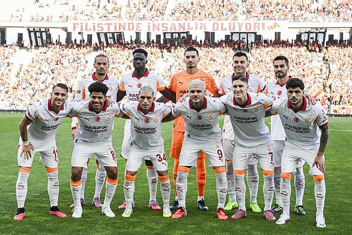 "Qalatasaray" Avropa çempionu ilə