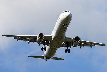  Daha bir ölkə Tehrana uçuşları