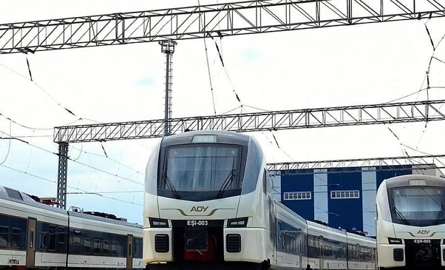 Qatardan istifadə edənlərin NƏZƏRİNƏ - 