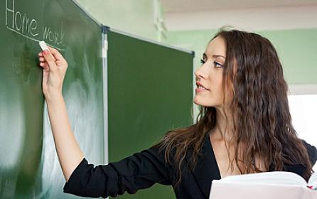 Müəllimlərin NƏZƏRİNƏ: 