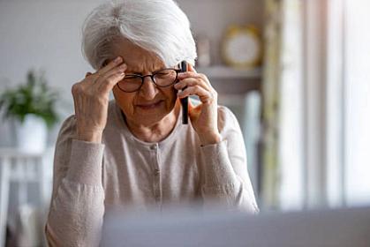 A network deceiving the elderly with fake accident news -