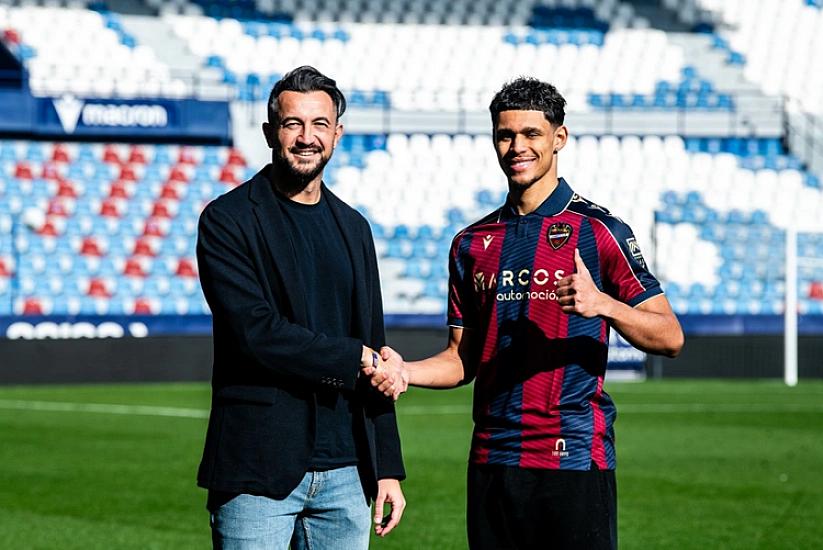 "Levante" Fransa klubunun yarımmüdafiəçisini 