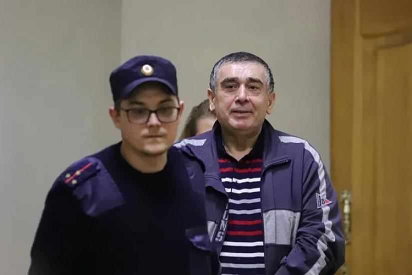 Yekaterinburqda Şahin Şıxlinskini və Səfərov qardaşlarını mühakimə edəcək 