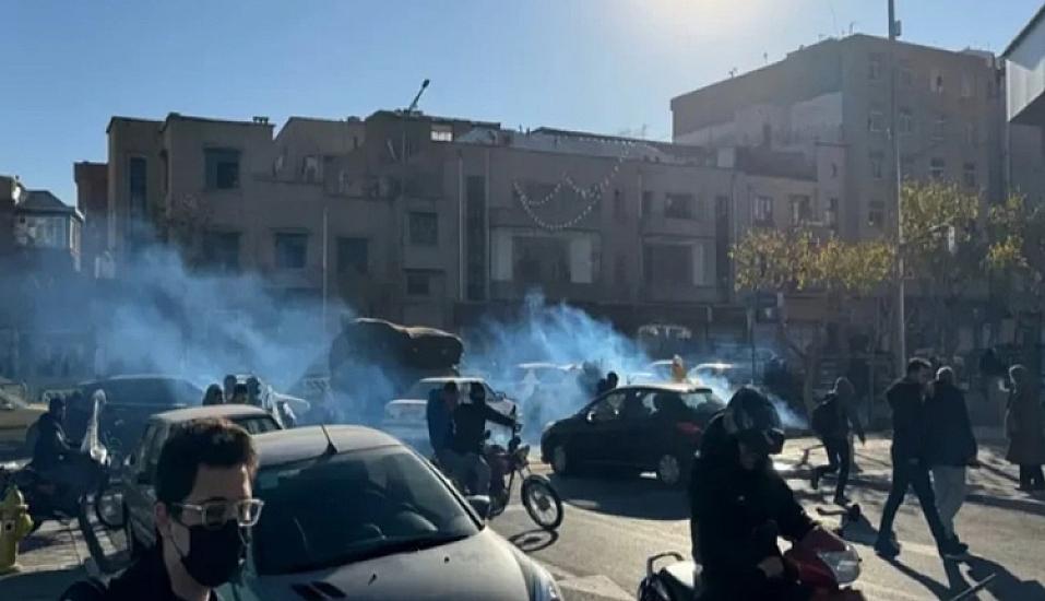 İran küçələrində qan -