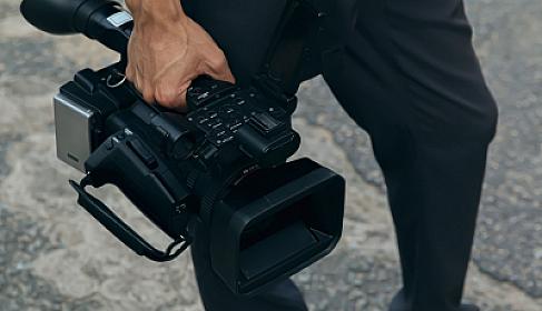 Şokhaşok – Ağadadaşın kameramanı şaqqalaması