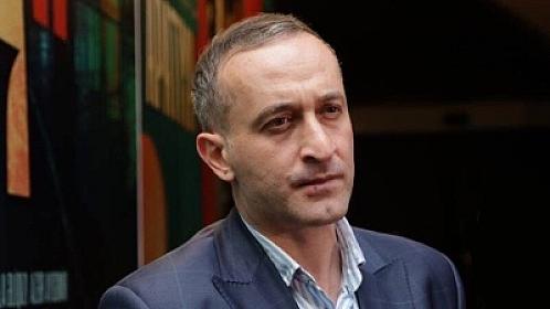 Hikmət Rəhimovdən "Səkkiz" filminə görə tənqidlərə