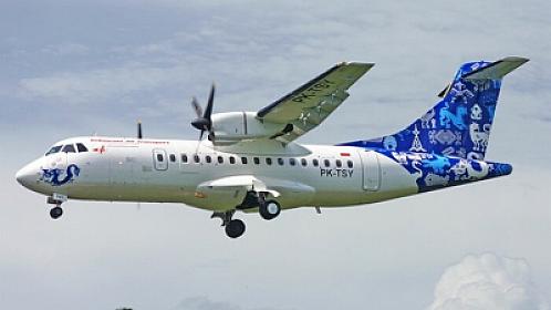 İçərisində 10 nəfərin olduğu 