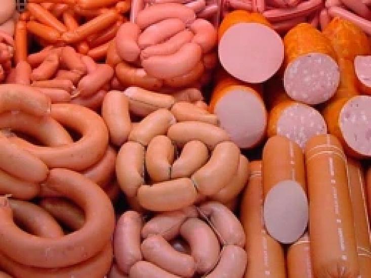 Həkim hər gün kolbasa yeyənlərə xəbərdarlıq  