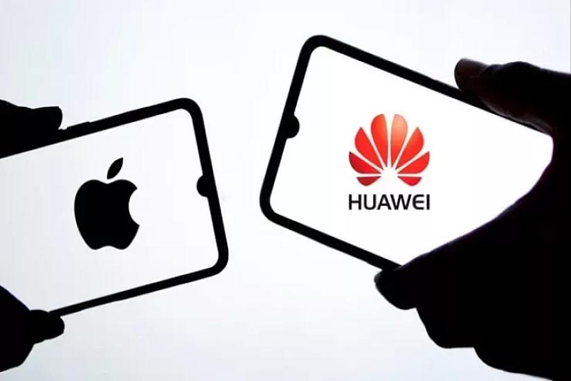 “Huawei” 5 ildən sonra yenidən liderliyi 