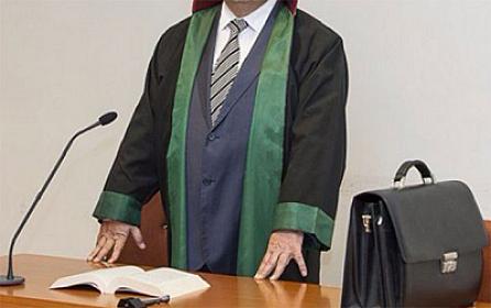 Azərbaycanda cəzalandırılan vəkillərin sayı 