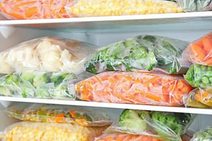 Həkim mağazada dondurulmuş məhsulları düzgün seçməyin 