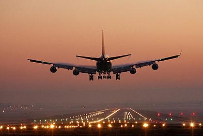 Özbəkistan təyyarəsi Rusiyada 