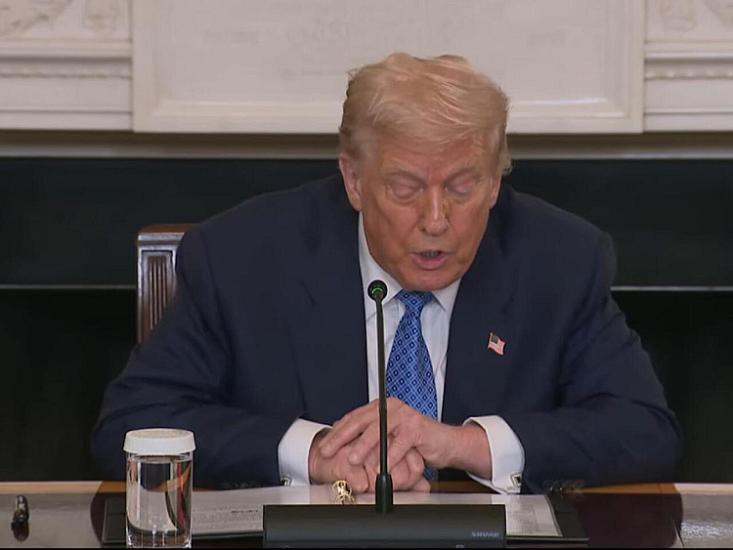 Tramp onu xəstə adlandırdı