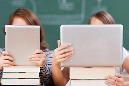 Azərbaycanda orta məktəb dərsliklərinin rəqəmsallaşdırılması 