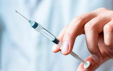 Bakıda 60 yaşlı kişi iynədən