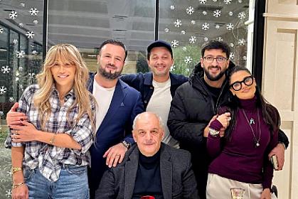 Röya Ayxan məşhurları dəbdəbəli evində