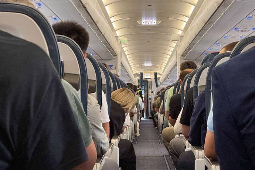 Rusiyada təyyarə təcili 