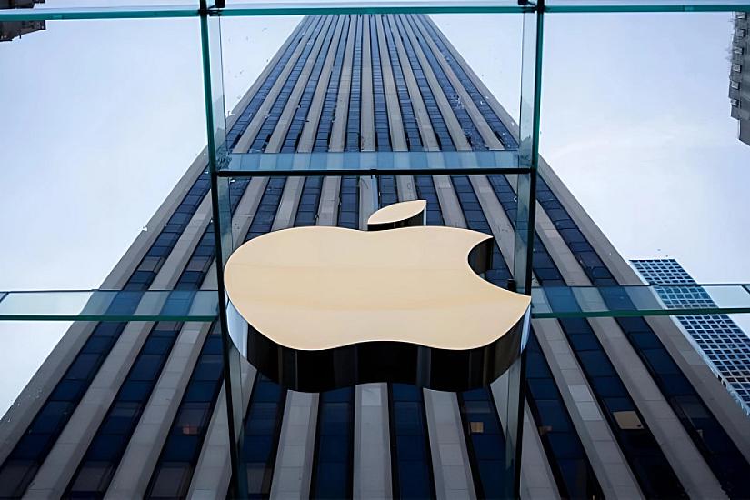 Apple Sirini süni intellektli 
